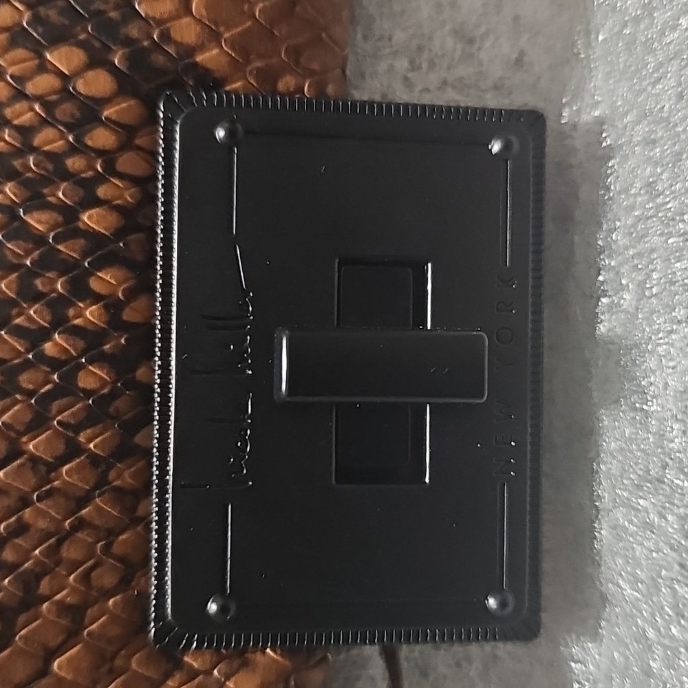 Nicole Miller Brown Crossbody Bag - Picture 5 of 8